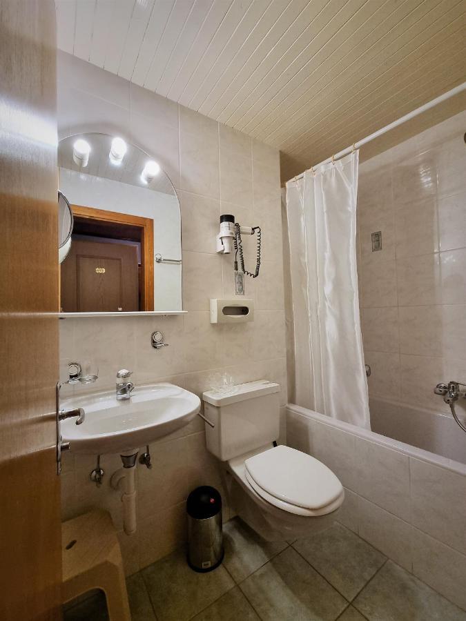 Self-Service Guesthouse Berggeist Saas Fee Eksteriør billede