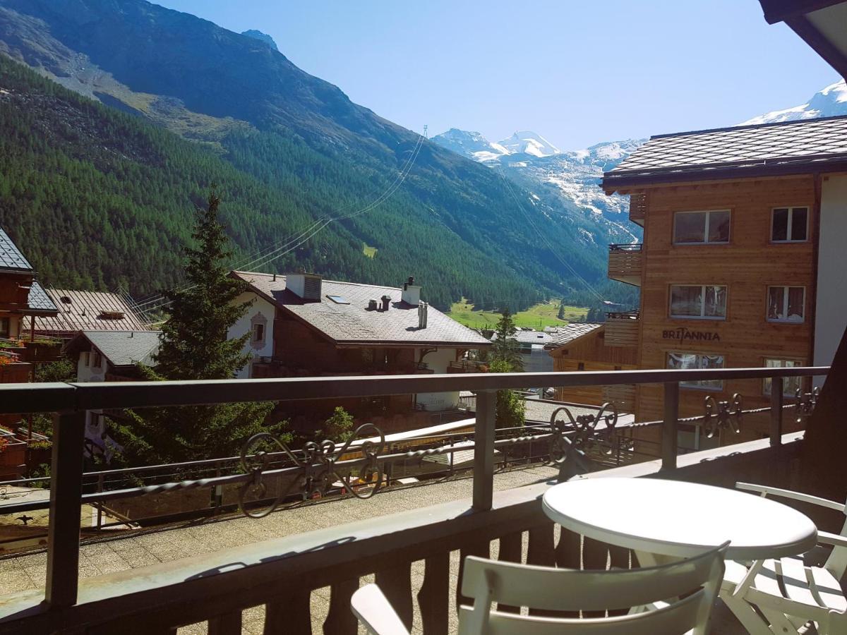 Self-Service Guesthouse Berggeist Saas Fee Eksteriør billede