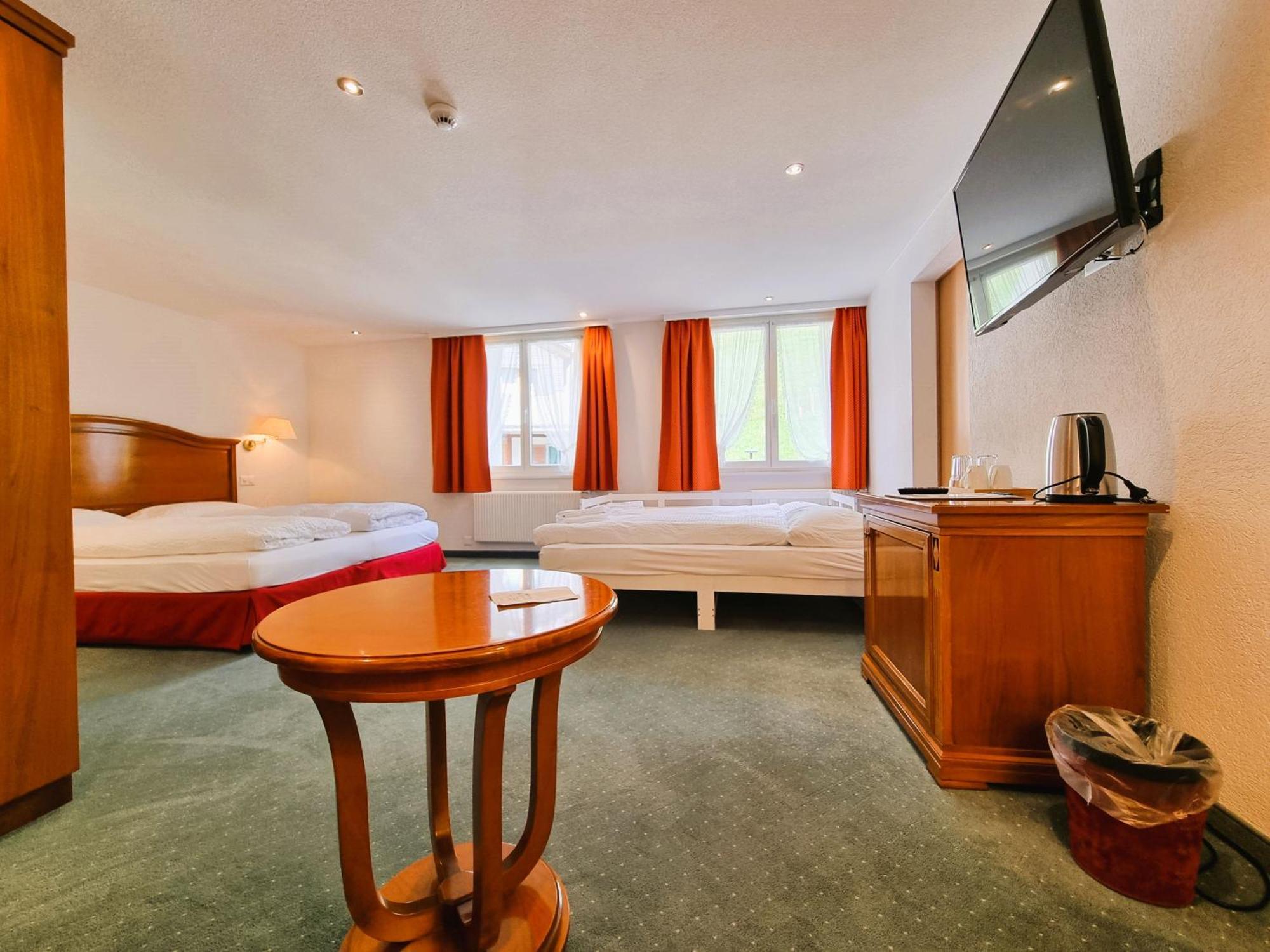 Self-Service Guesthouse Berggeist Saas Fee Eksteriør billede